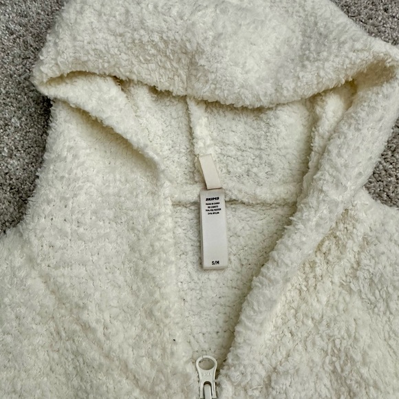 SKIMS cropped zip up fleece - Picture 2 of 2